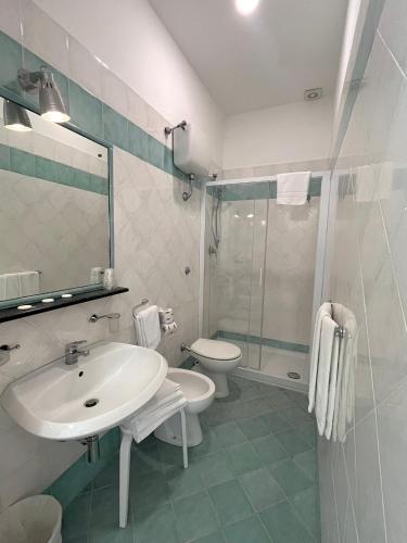 Triple Room image 3