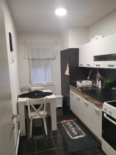 virtuve, Stan na dan Pozarevac Apartman Olja in Pozarevac