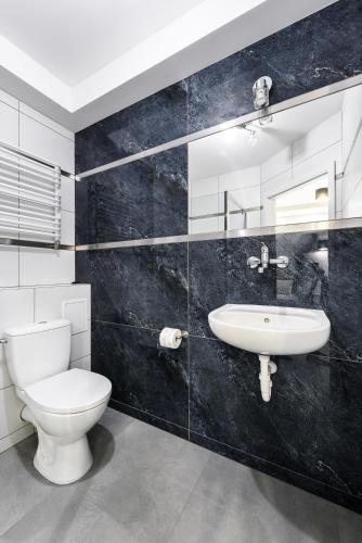 Polmedica Nowoogrodzka B 4