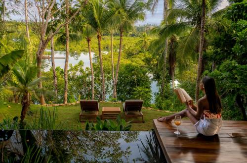 Garden, Private Villa with Pool - Kalani River Villas in Dapa