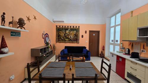 BnB Rooms And Comfort, Рим (фото 2)