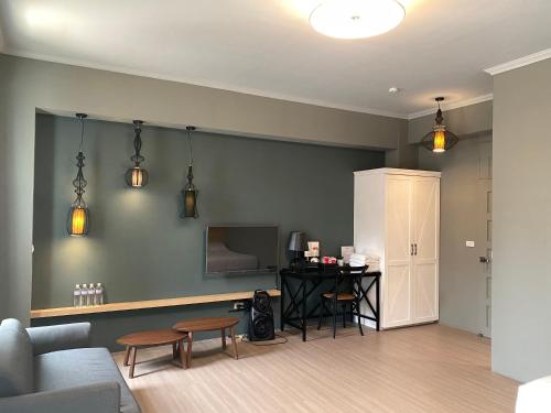 Luxury Quadruple Room image 6