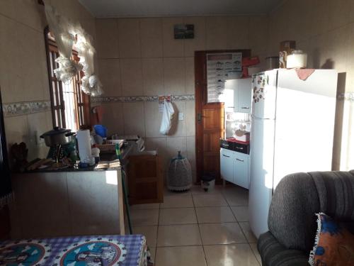 Konyha, Chácara Leão de Judá (Chacara Leao de Juda) in Biritiba-Mirim
