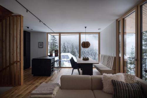 Chalet Waldzauber Your Alpine Escape in Bad Kleinkirchheim Near the Ski Lift in Sankt Oswald