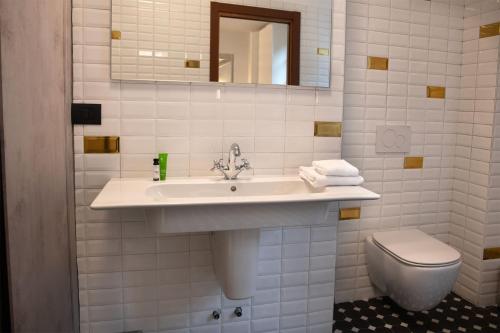Hotel Suisse - main image