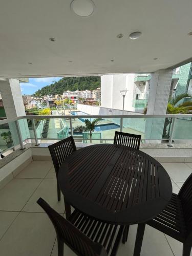 Lazer completo e ar condicionado nos quartos in Praia Grande