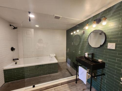 บริการและสิ่งอำนวยความสะดวก, Westview Motel in นอร์ทเบอร์เกน (NJ)