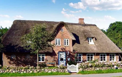 Gorgeous Home In Niebüll Ot Klixbüll With Wifi in Klixbüll, Deutschland