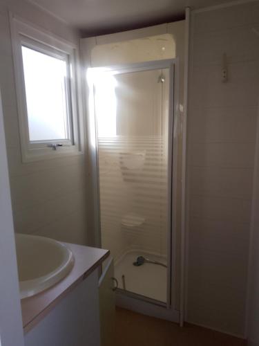 2 bedrooms, 4 beds