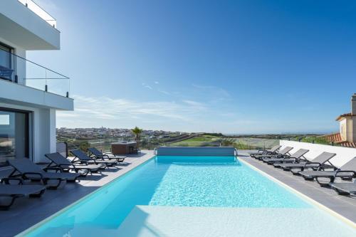 Villa Gold with ocean view, jacuzzi and private pool