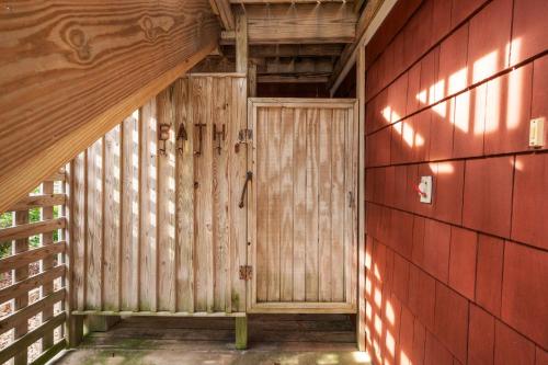 Five-Bedroom Holiday Home image 10