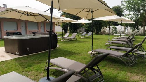 Hotel Ristorante alla Campagna - Tap to explore photos