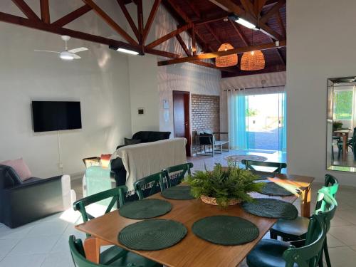 Casa Tempo e Mar - A Beira da Praia de Zimbros in Sertaozinho