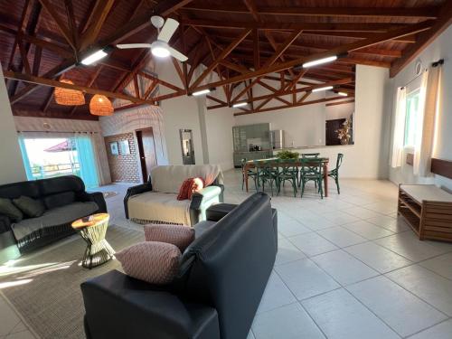 Casa Tempo e Mar - A Beira da Praia de Zimbros in Sertaozinho