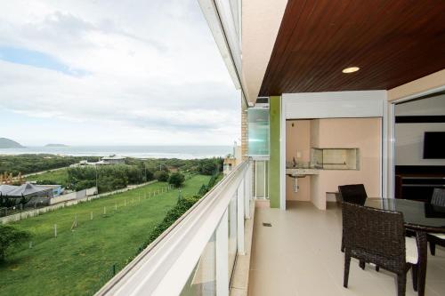 Costao Das Gaivotas Vista mar no Santinho AF2693 in Santinho Beach