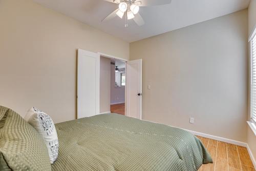 Central Location Spacious Phoenix Home with Grill