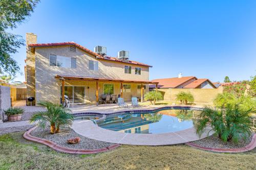 Central Location Spacious Phoenix Home with Grill