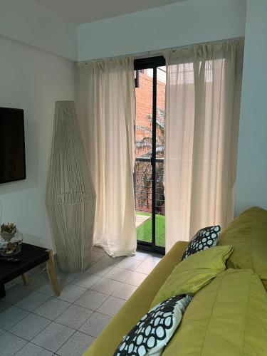 One-Bedroom Apartment image 10