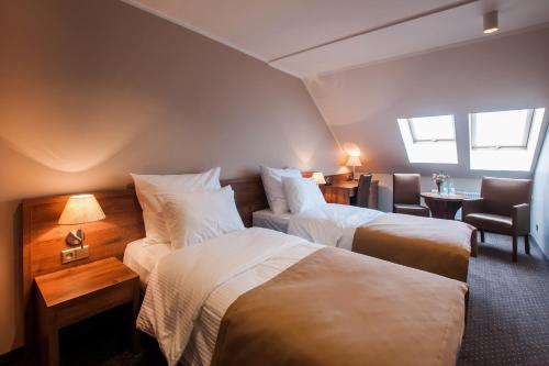 Hotel Gem - image 8