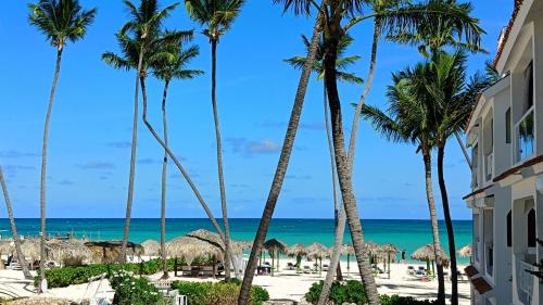 沙灘, 珊瑚海灘村莊酒店 (Los Corales Beach Village) in 蓬塔卡納
