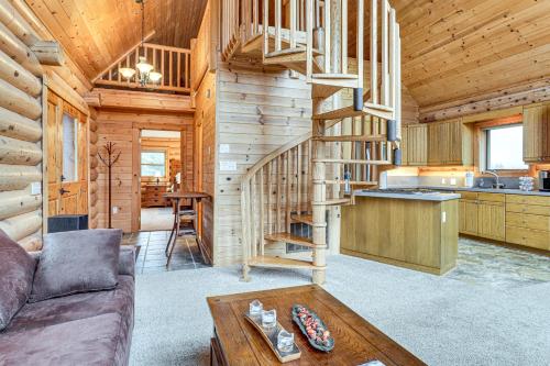 Mtn and Vineyard Views Oregon Wine Country Escape in Newberg