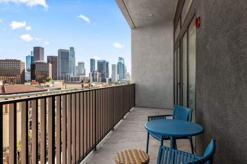 Skyline Luxe, Penthouse Living, DTLA Epic Views near สนามกีฬาดอจเจอร์