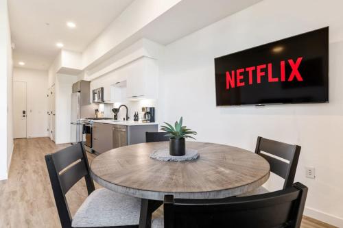 Chic Home, DTLA Skyline Views and Free Parking, Los Angeles (fotografie 6)