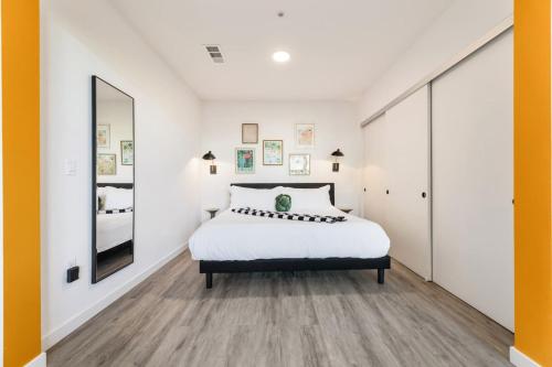 Chic Home, DTLA Skyline Views and Free Parking, Los Angeles (fotografie 9)