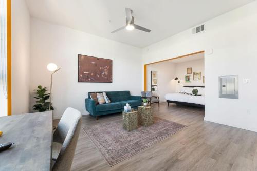 Chic Home, DTLA Skyline Views and Free Parking, Los Angeles (fotografie 10)