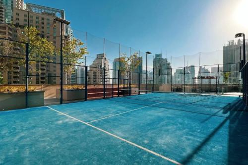 High Floor Marina Gate 1 Bdr Flat Only Stays - image 3