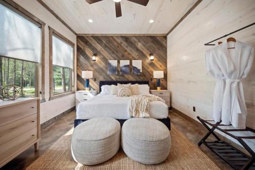 Rustic-Chic Cabin with Hot Tub Firepit & Games, Stephens Gap (fotografie 4)