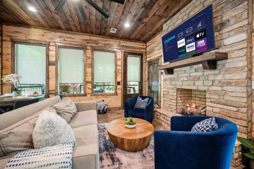 Rustic-Chic Cabin with Hot Tub Firepit & Games, Stephens Gap (fotografie 10)