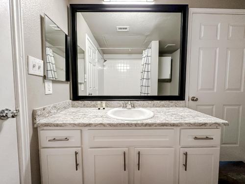 Sleepover 1BD 1BA Corpus Christi Apartments Sleepover 1BD 1BA Corpus Christi Apartments