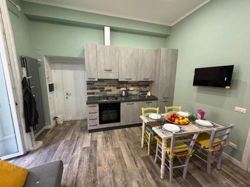 Campani 44- 2 bedrooms sleeps 6, Roma (foto 2)