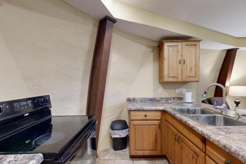 Hobbit House Hobbit House