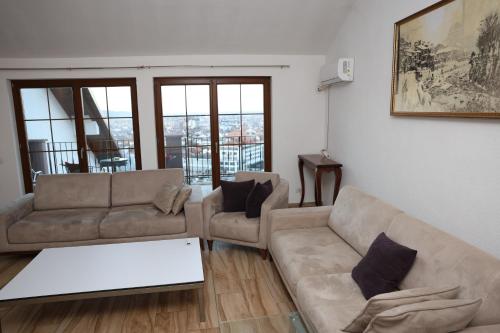 Kalaja Apartment Kalaja Apartment