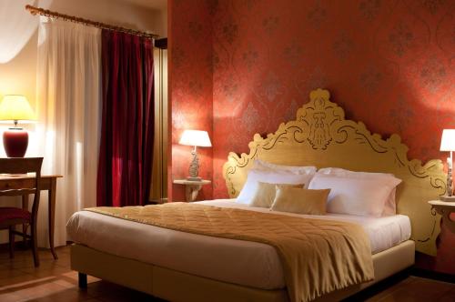 2 twin beds