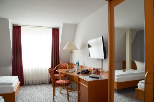 1 queen bed