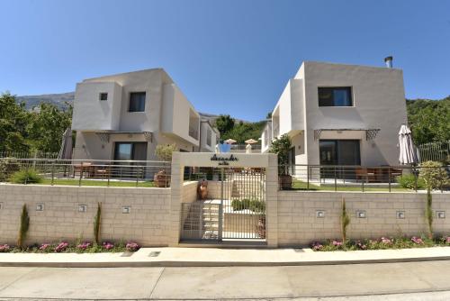 Alexander Suites gîte à louer Amári