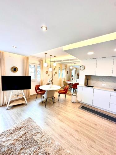 Two-Bedroom Apartment image 8