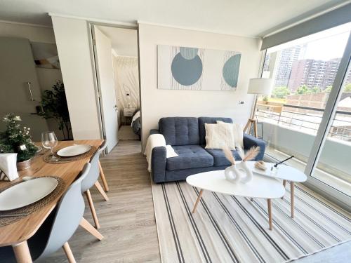 exclusive apartment with AC and parking