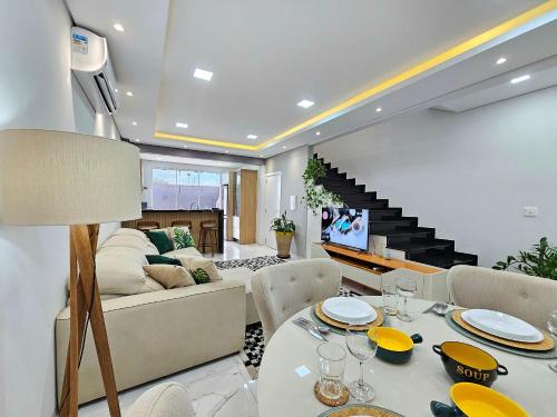 Sobrado 10 min Paraguai prox Htl Rafain Palace