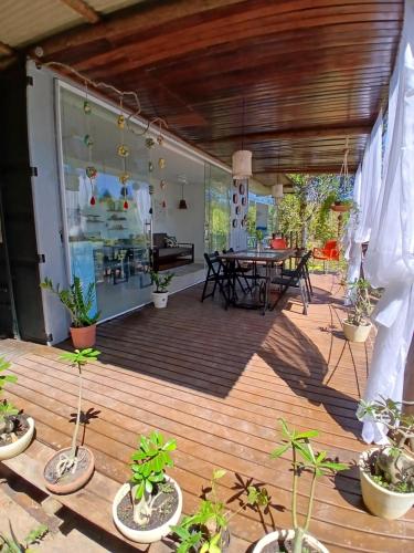 Studio Contêiner Ipês Amarelos - Reserva Sapiranga Studio Contêiner Ipês Amarelos - Reserva Sapiranga