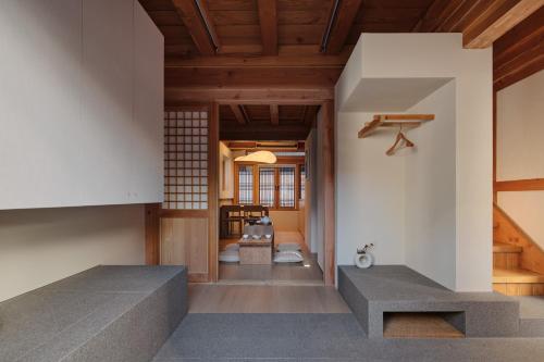 The Korean Traditional Hanok in Downtown Seoul for convenient public transportation - Seoul Ari, Seoul (photo 8)