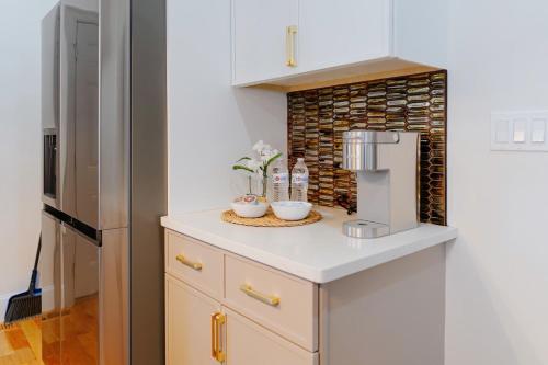 Modern 3BR & 3BA Boston Apt - Patio, Bathtub, Walk to Red Line 82, Boston (fotografie 8)
