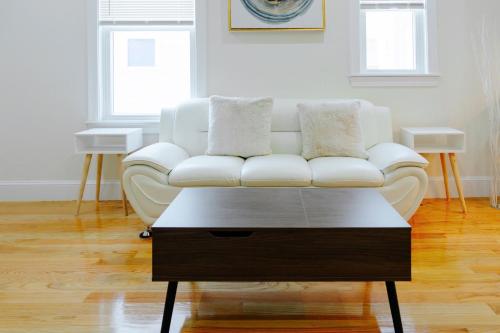 Modern 3BR & 3BA Boston Apt - Patio, Bathtub, Walk to Red Line 82, Boston (fotografie 4)