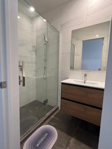 CozyNest2 in Flat Bush