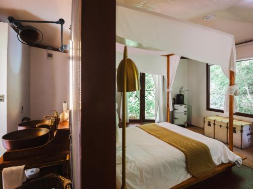 LATERAL - Vacation STAY 36586v