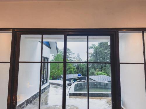 Arunika Villa near Mandalawangi Cibodas Camping Ground