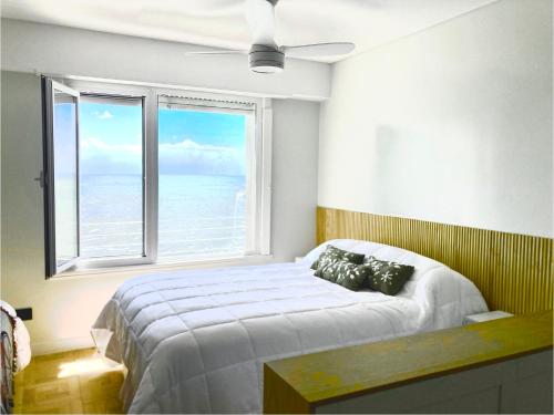 Ventana al mar